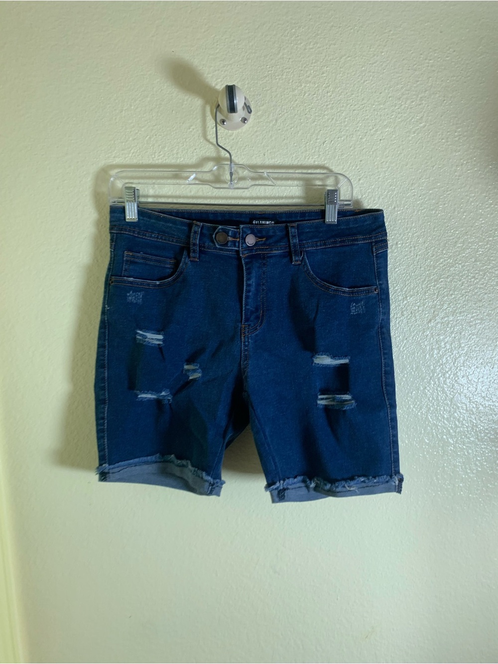 NWOT Flamingo Dark Blue Distressed Denim Jean Shorts, Size M